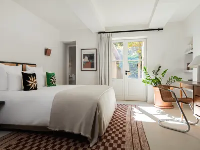 ICONIC HOUSE Baux 07 HD