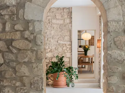 ICONIC HOUSE Baux 37 HD