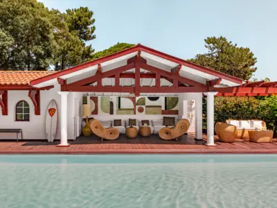 Bords du lac iconic house mrtripper 3