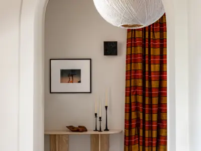 Bords du lac iconic house mrtripper 14