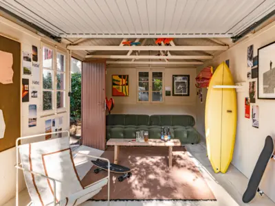 Bords du lac iconic house mrtripper 28