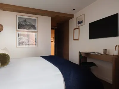 ICONIC HOUSE Y Studio 1550 04 HD