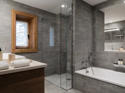 ICONIC HOUSE Y Studio 1550 40 HD