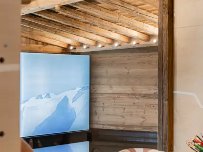 ICONIC HOUSE Y Studio 1550 45 HD