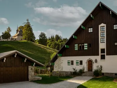 Sarto iconic house mrtripper 3