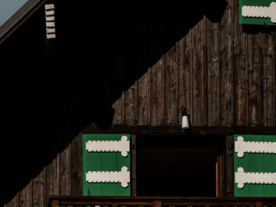 Sarto iconic house mrtripper 53