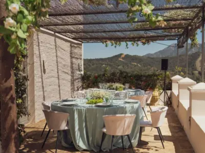 REF 005 6 BR HISTORIC LODGE 3