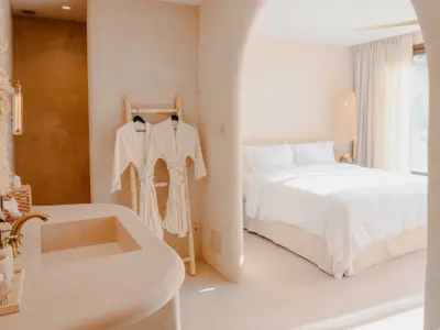 REF 008 13 BR WELLNESS VILLA 25