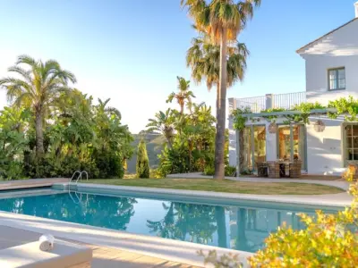 REF 008 13 BR WELLNESS VILLA 30