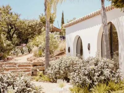 REF 008 13 BR WELLNESS VILLA 86