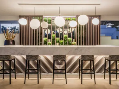 REF 012 11 BR BEACHFRONT VILLA 1