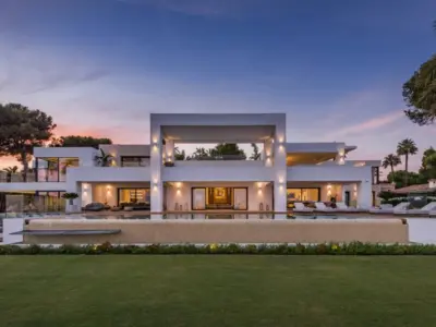 REF 012 11 BR BEACHFRONT VILLA 5