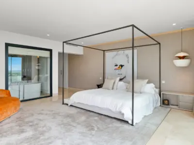 REF 012 11 BR BEACHFRONT VILLA 12