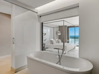 REF 012 11 BR BEACHFRONT VILLA 14