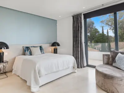 REF 012 11 BR BEACHFRONT VILLA 18