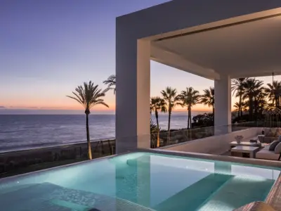 REF 012 11 BR BEACHFRONT VILLA 26