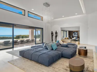 REF 012 11 BR BEACHFRONT VILLA 29