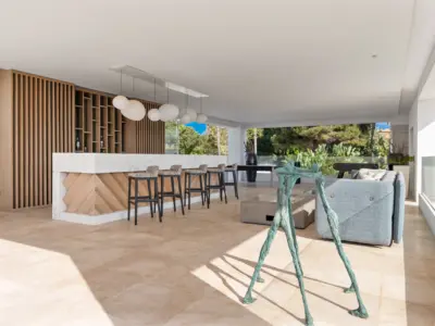 REF 012 11 BR BEACHFRONT VILLA 32