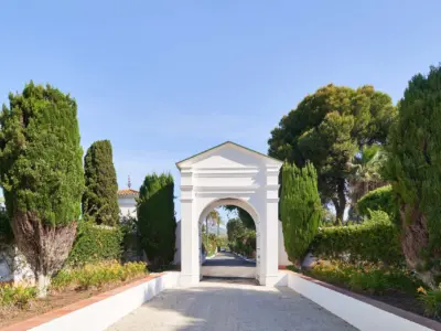 REF 015 6 BR BEACHFRONT HACIENDA 1