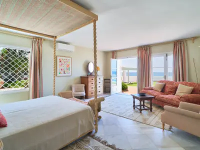 REF 015 6 BR BEACHFRONT HACIENDA 11