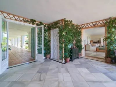 REF 015 6 BR BEACHFRONT HACIENDA 16