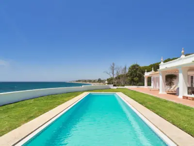 REF 015 6 BR BEACHFRONT HACIENDA 18