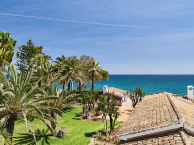 REF 015 6 BR BEACHFRONT HACIENDA 22