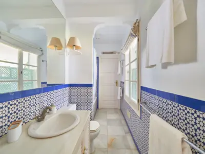 REF 015 6 BR BEACHFRONT HACIENDA 32