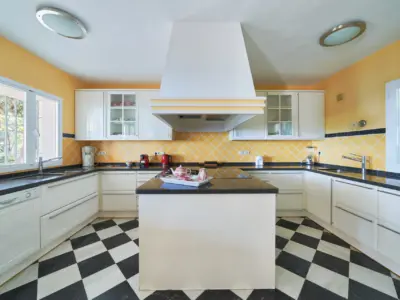 REF 015 6 BR BEACHFRONT HACIENDA 46