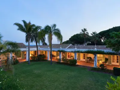 REF 015 6 BR BEACHFRONT HACIENDA 52