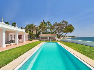 REF 015 6 BR BEACHFRONT HACIENDA 72