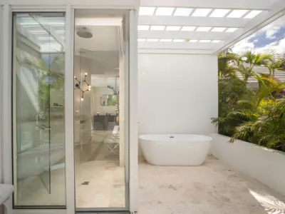 Lidijas House Suite Principal jacuzzi 1