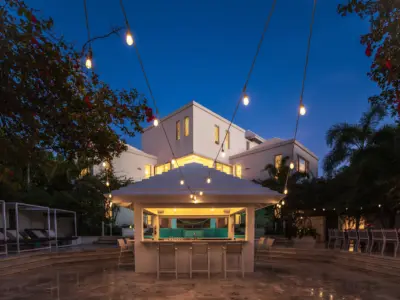 PEARL WEST EXTERIORES 14