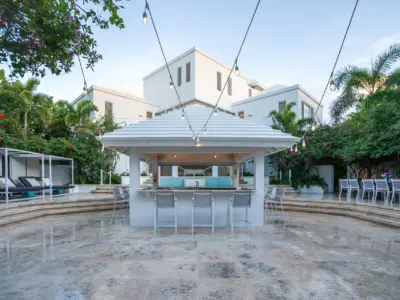 PEARL WEST EXTERIORES 6