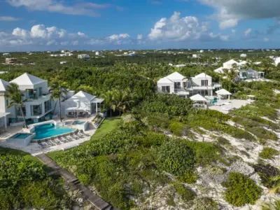 PEARL WEST EXTERIORES 7