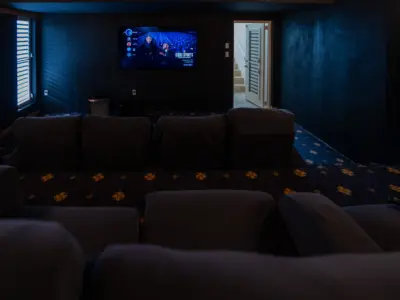 PEARL WEST HOME THEATER 1