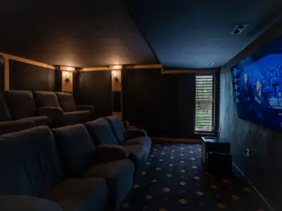PEARL WEST HOME THEATER 4
