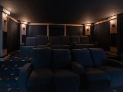 PEARL WEST HOME THEATER 5