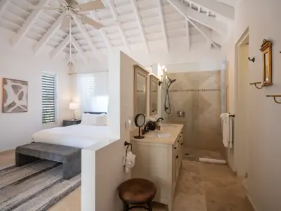 PEARL WEST SUITE 6 BAÑO 2