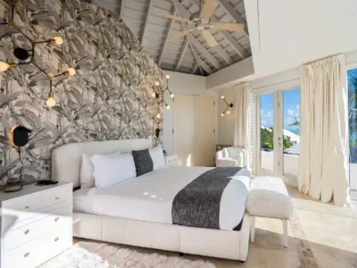 PEARL WEST SUITE 8 2