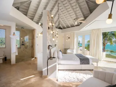 PEARL WEST SUITE 8 3