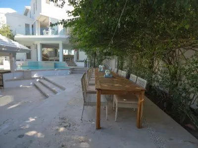 PEARL EAST EXTERIORES 22