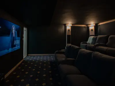 PEARL EAST HOME THEATER 6