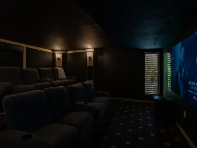 PEARL EAST HOME THEATER 7