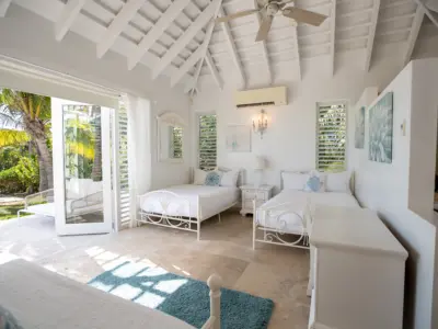 PEARL EAST SUITE 4 1