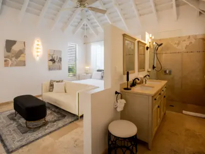 PEARL EAST SUITE 6 BAÑO 3