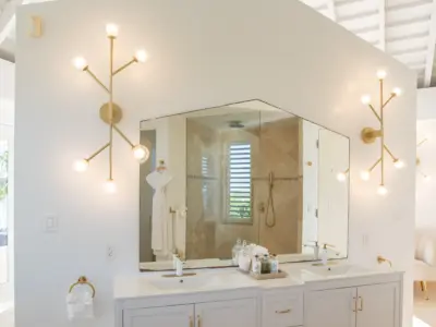 PEARL EAST SUITE 8 BAÑO