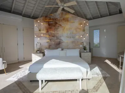 PEARL EAST SUITE 8 1