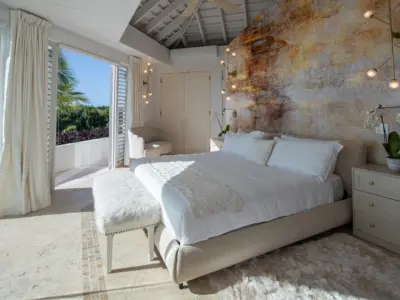 PEARL EAST SUITE 8 2