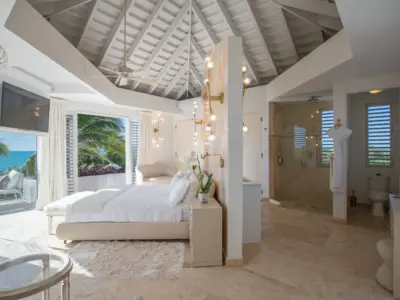 PEARL EAST SUITE 8 7